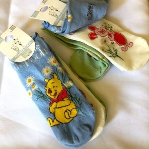 Disney Kid’s Socks, Winnie The Pooh Socks.